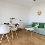 Recien Reformado En Cala En Porter شقة